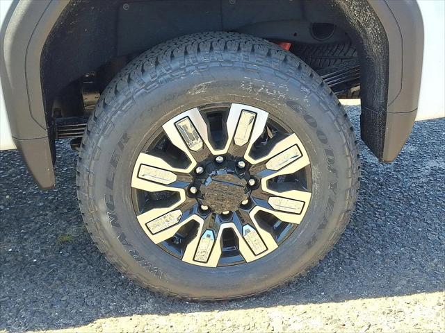 2026 GMC Sierra 2500HD Crew Cab, Standard Bed, Denali, 4WD