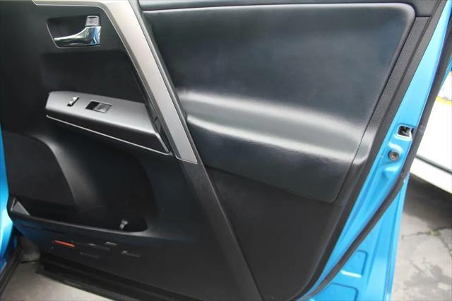 2018 Toyota RAV4 Hybrid XLE