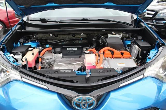 2018 Toyota RAV4 Hybrid XLE