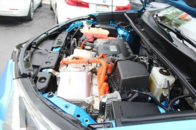 2018 Toyota RAV4 Hybrid XLE