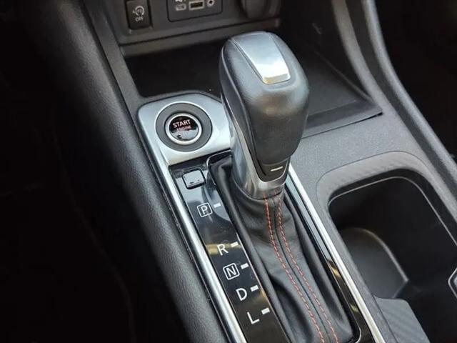 2024 Nissan Sentra SR Xtronic CVT