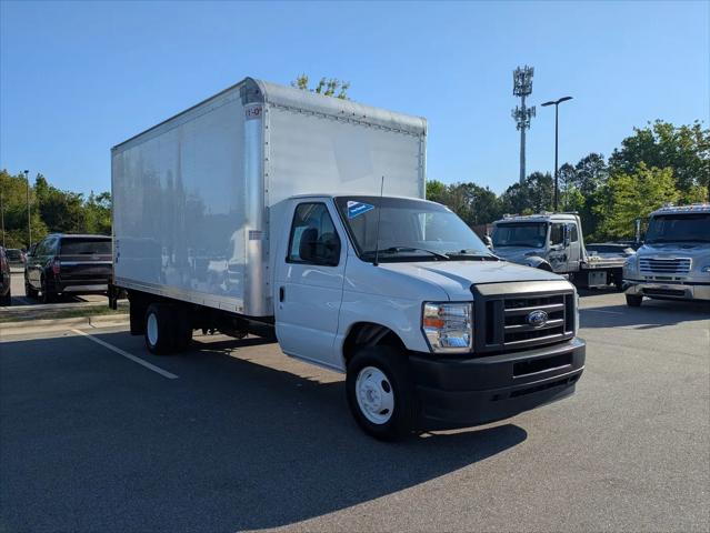 2024 Ford E-450 Cutaway Base