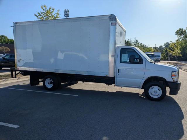 2024 Ford E-450 Cutaway Base