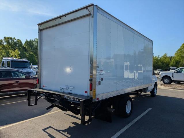 2024 Ford E-450 Cutaway Base