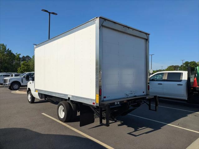 2024 Ford E-450 Cutaway Base