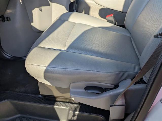 2024 Ford E-450 Cutaway Base