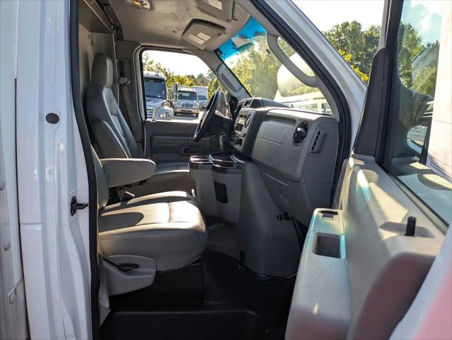 2024 Ford E-450 Cutaway Base