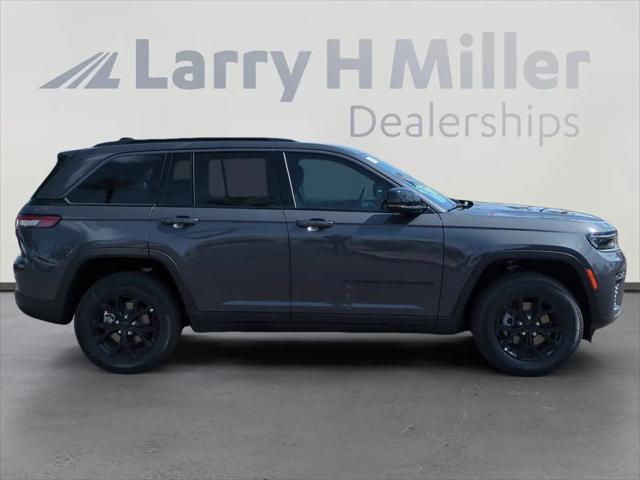 2026 Jeep Grand Cherokee Altitude 4x4