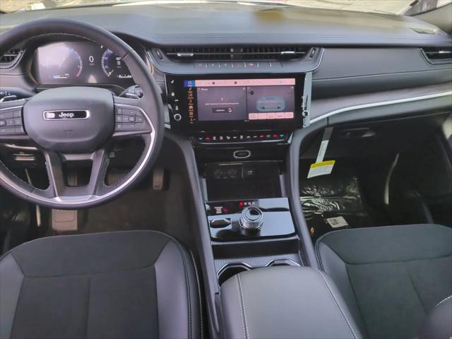 2026 Jeep Grand Cherokee Altitude 4x4