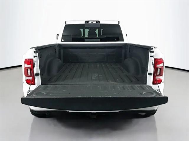 2024 Ram 3500 Limited Mega Cab 4x4 6'4" Box