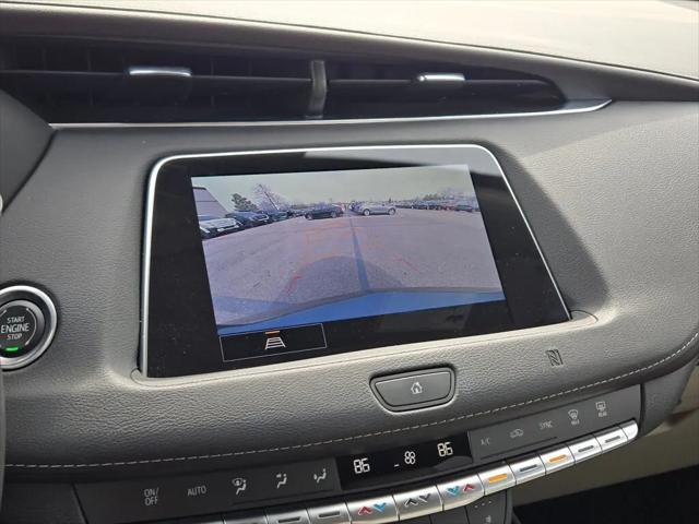 2021 Cadillac XT4 FWD Luxury