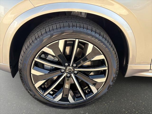 2026 Volvo XC90 Plus, B5 AWD Gas (mild hybrid), Gasoline, Bright, 7 Seats