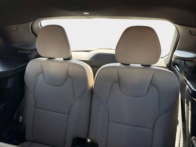 2026 Volvo XC90 Plus, B5 AWD Gas (mild hybrid), Gasoline, Bright, 7 Seats