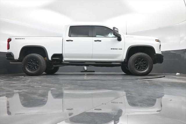 2024 Chevrolet Silverado 2500HD 4WD Crew Cab Standard Bed ZR2