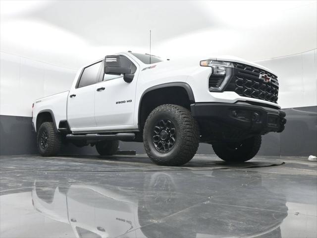 2024 Chevrolet Silverado 2500HD 4WD Crew Cab Standard Bed ZR2