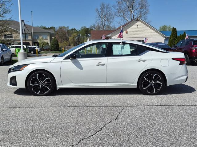 2023 Nissan Altima SR FWD
