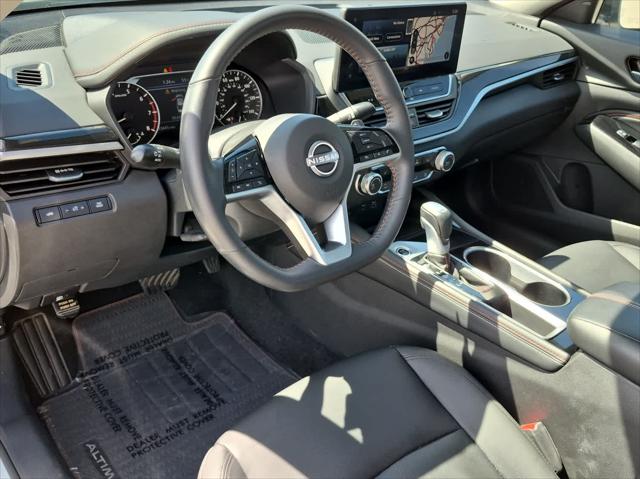 2023 Nissan Altima SR FWD