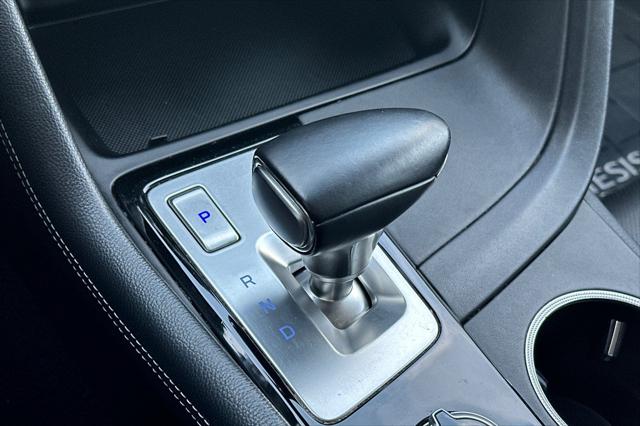 2022 Genesis G70 2.0T RWD