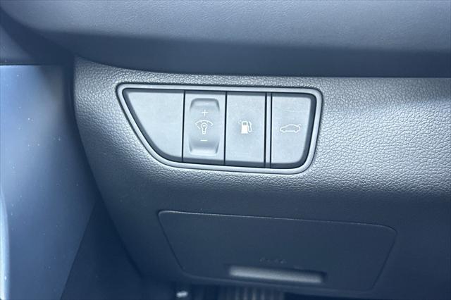 2022 Genesis G70 2.0T RWD