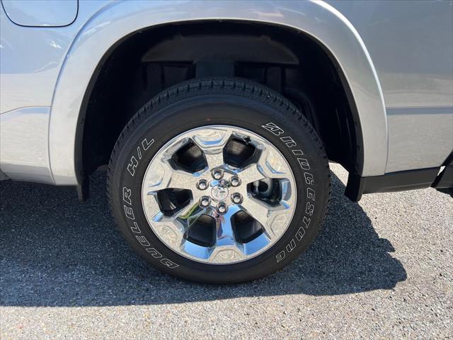 2025 Ram 1500 Big Horn Crew Cab 4x4 5'7" Box