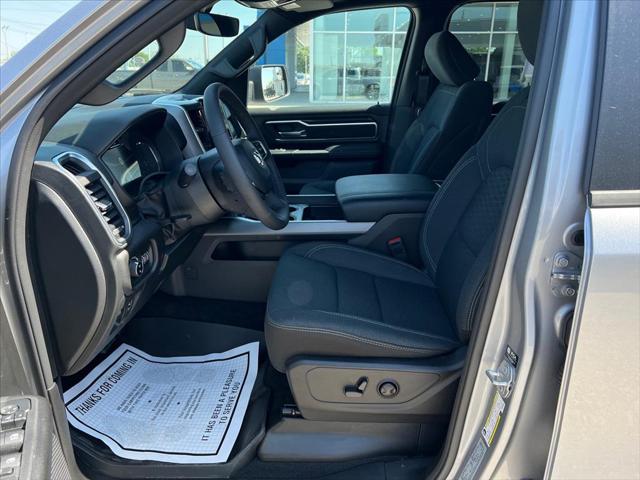 2025 Ram 1500 Big Horn Crew Cab 4x4 5'7" Box