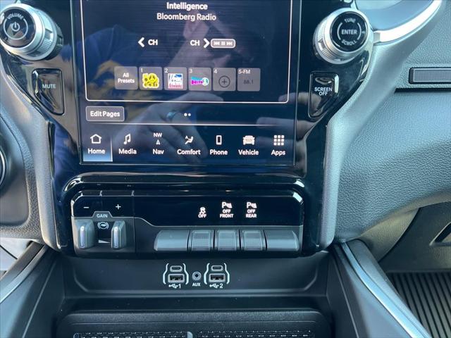 2025 Ram 1500 Big Horn Crew Cab 4x4 5'7" Box