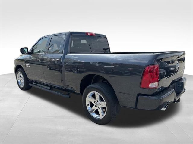 2017 RAM 1500 Express Quad Cab 4x4 64 Box