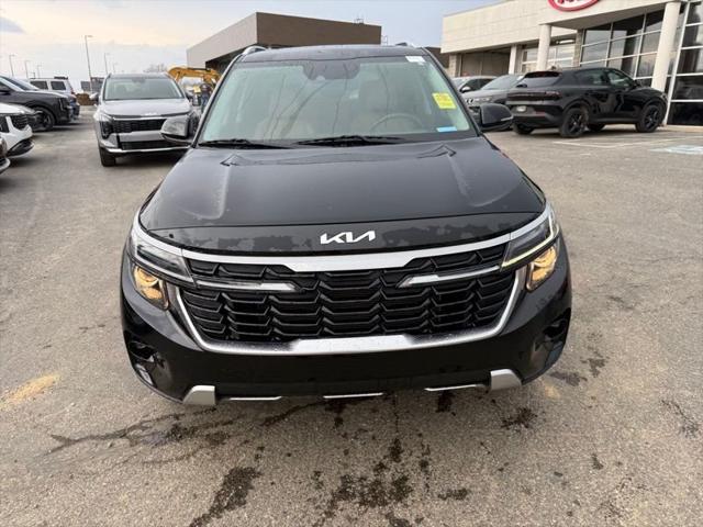 2024 Kia Seltos EX 2024 Kia Seltos EX