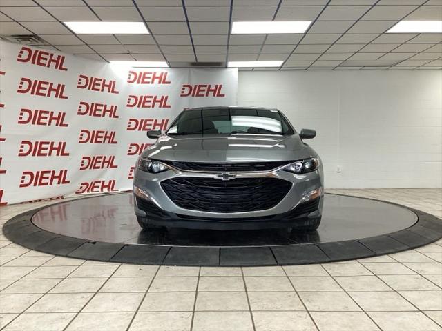 2023 Chevrolet Malibu FWD RS