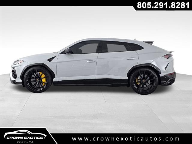 2022 Lamborghini Urus Base