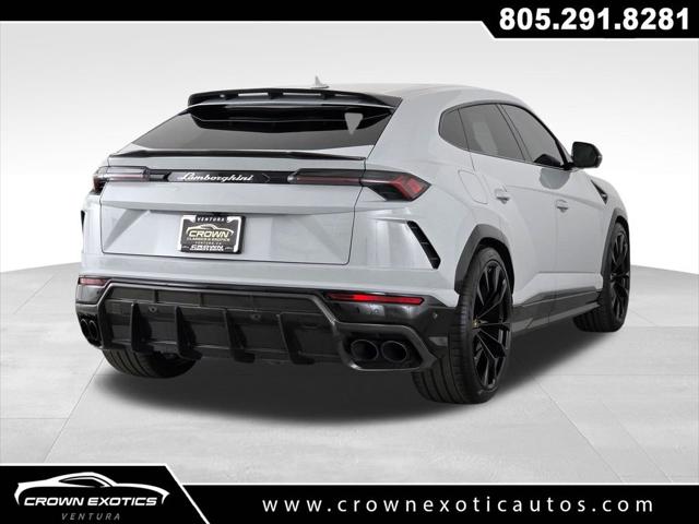 2022 Lamborghini Urus Base