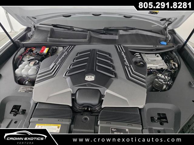 2022 Lamborghini Urus Base
