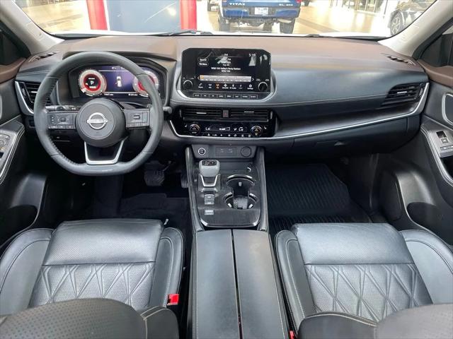 2023 Nissan Rogue Platinum FWD