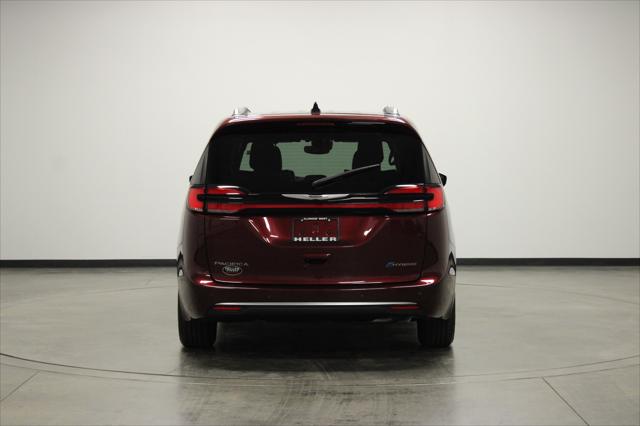 2023 Chrysler Pacifica Hybrid Pinnacle