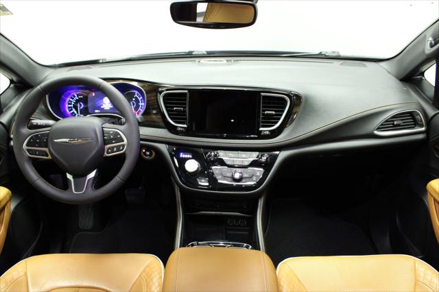 2022 Chrysler Pacifica Hybrid Pinnacle