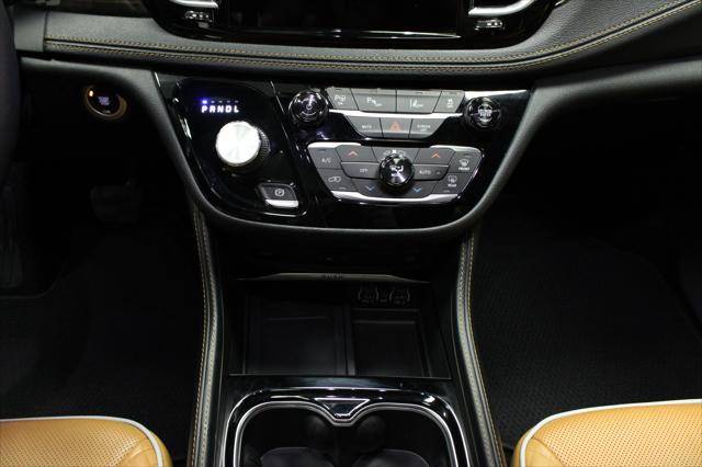 2022 Chrysler Pacifica Hybrid Pinnacle