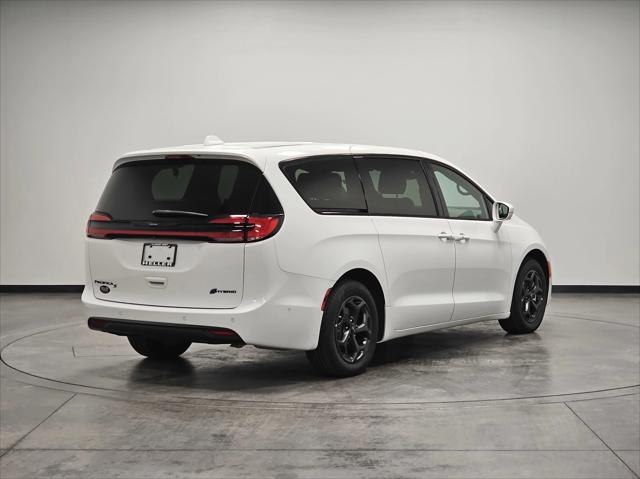 2022 Chrysler Pacifica Hybrid Limited