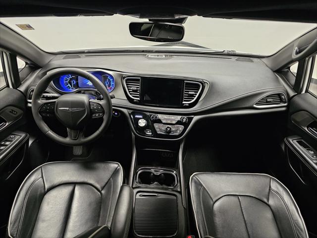 2022 Chrysler Pacifica Hybrid Limited