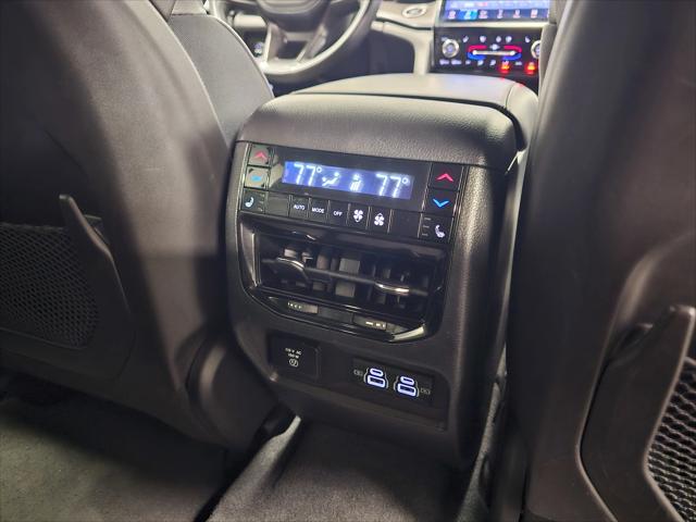 2022 Jeep Grand Cherokee L Overland 4x2