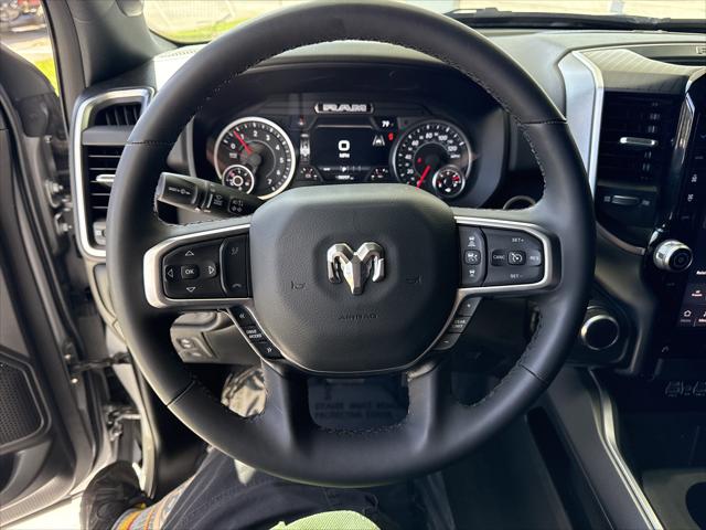 2025 Ram 1500 Big Horn Crew Cab 4x4 5'7" Box