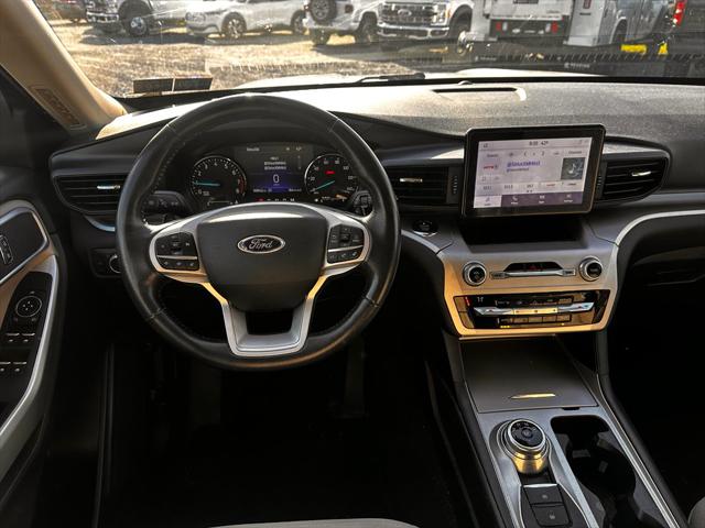 2021 Ford Explorer XLT 2021 Ford Explorer XLT