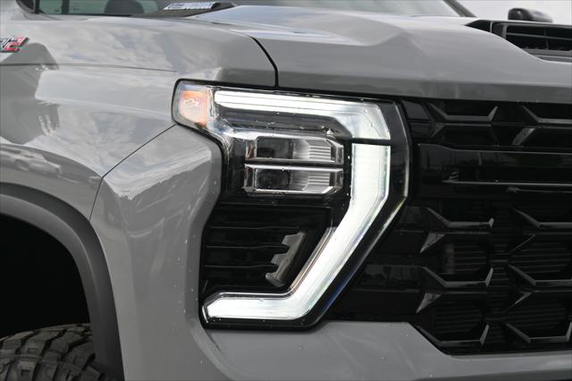 2024 Chevrolet Silverado 2500HD 4WD Crew Cab Standard Bed ZR2