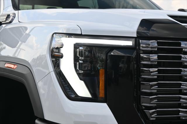 2026 GMC Sierra 3500HD Crew Cab, Long Bed, Denali Ultimate DRW, 4WD