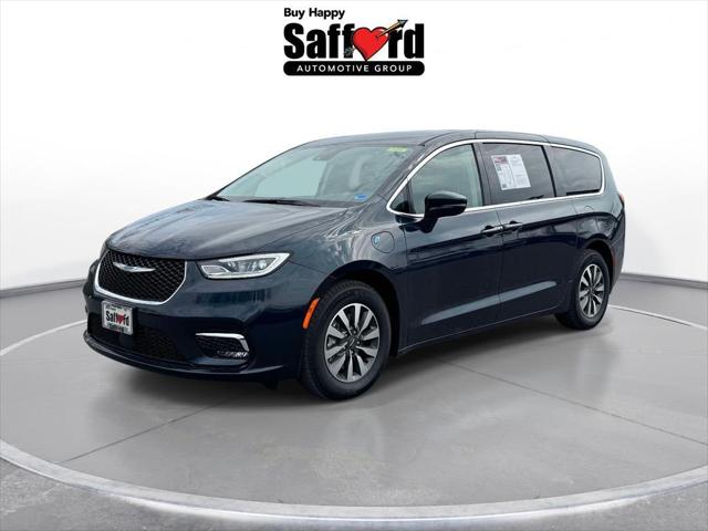 2022 Chrysler Pacifica Hybrid Touring L 2022 Chrysler Pacifica Hybrid Touring L
