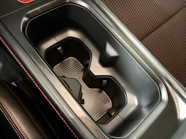 2025 Nissan Kicks SR Intelligent AWD