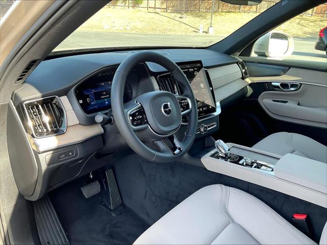2026 Volvo XC90 Plug-In Hybrid Plus, T8 AWD, Electric/Gasoline, Bright, 7 Seats
