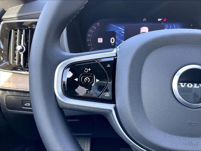 2026 Volvo XC90 Plug-In Hybrid Plus, T8 AWD, Electric/Gasoline, Bright, 7 Seats