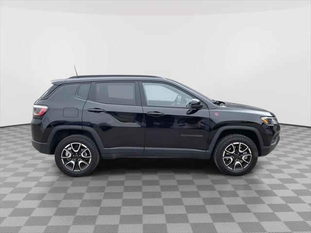 2025 Jeep Compass Trailhawk 4x4