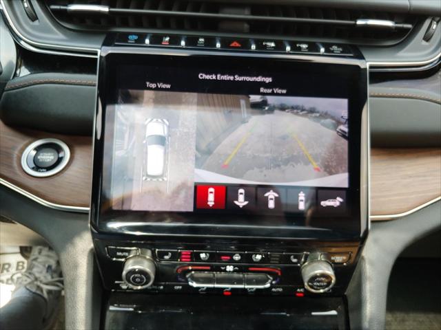 2022 Jeep Grand Cherokee Summit 4x4