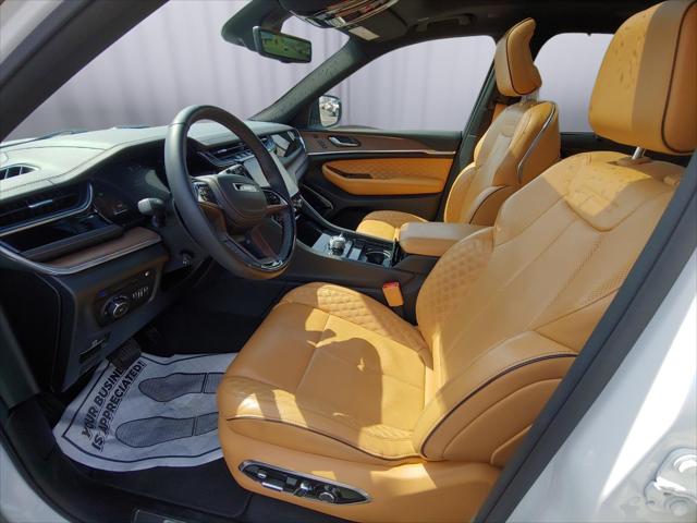 2022 Jeep Grand Cherokee Summit 4x4